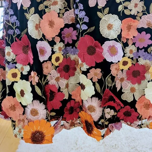 Lulus Thriving Poise Black 3D Floral Embroidered Tie-Strap Maxi Dress Size Small - Picture 9 of 10